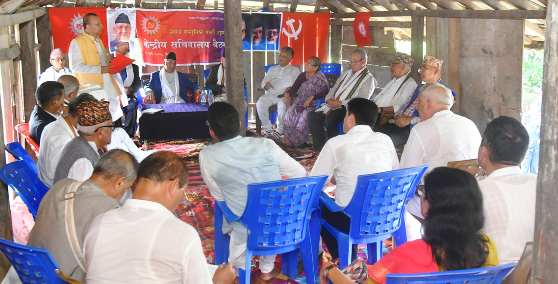 मदन महासचिव चुनिएको अम्बासमा एमालेको बैठक